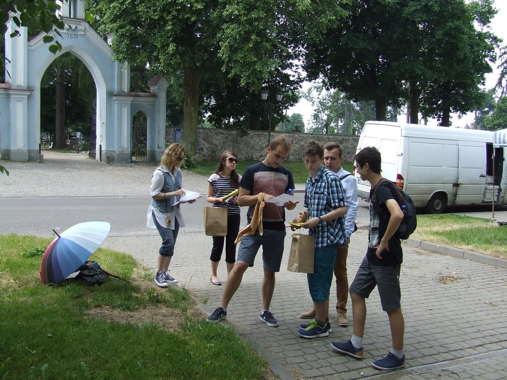 Podsumowanie przebiegu GRY MIEJSKIEJ pt. Łomżyńskie wędrówki 13.06.2015r.