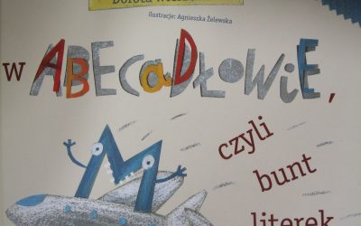 „Coś z niczego” – „Kartonowe litery”