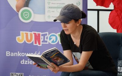 Spotkanie autorskie z panią Agnieszką Topczewską-Pińczuk autorka książek „Przygody Kyre”.