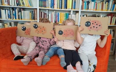 Czytanie na śniadanie z Biedronką.